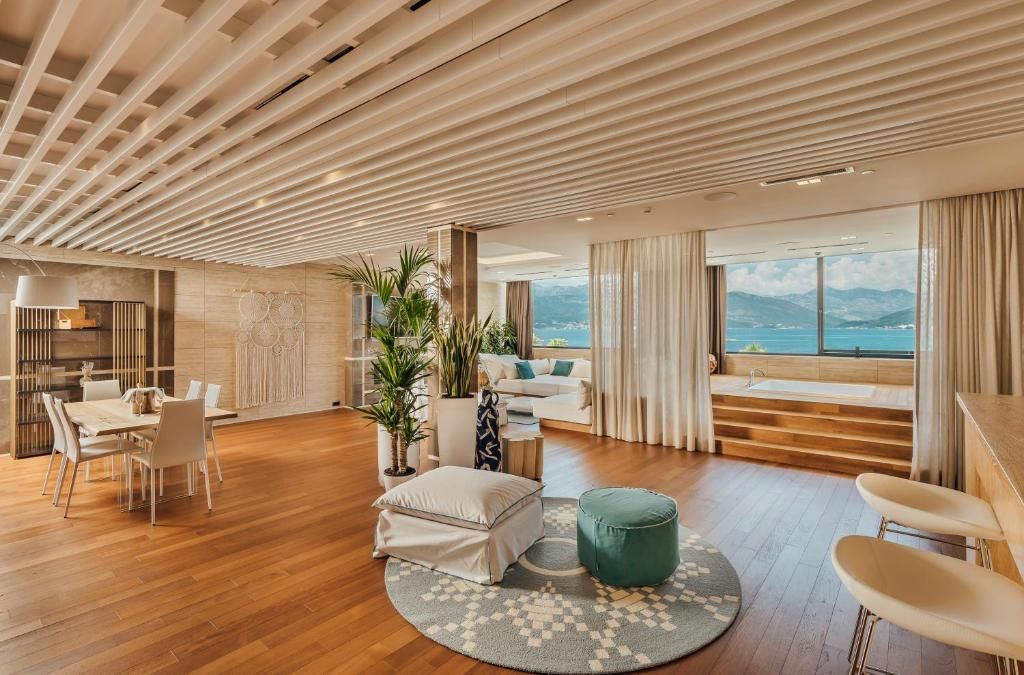 Отель Nikki Beach Montenegro Тиват