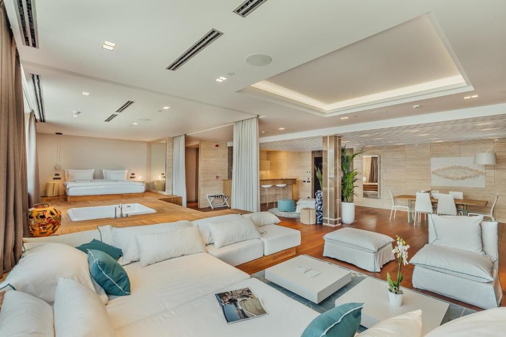 Отель Nikki Beach Montenegro Тиват