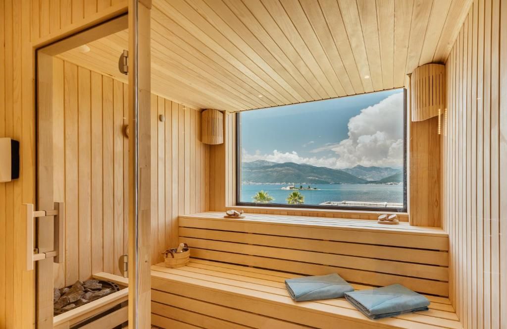 Отель Nikki Beach Montenegro Тиват