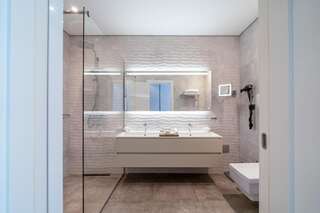 Отель Nikki Beach Montenegro Тиват Улучшенный номер, вид на окрестности-6